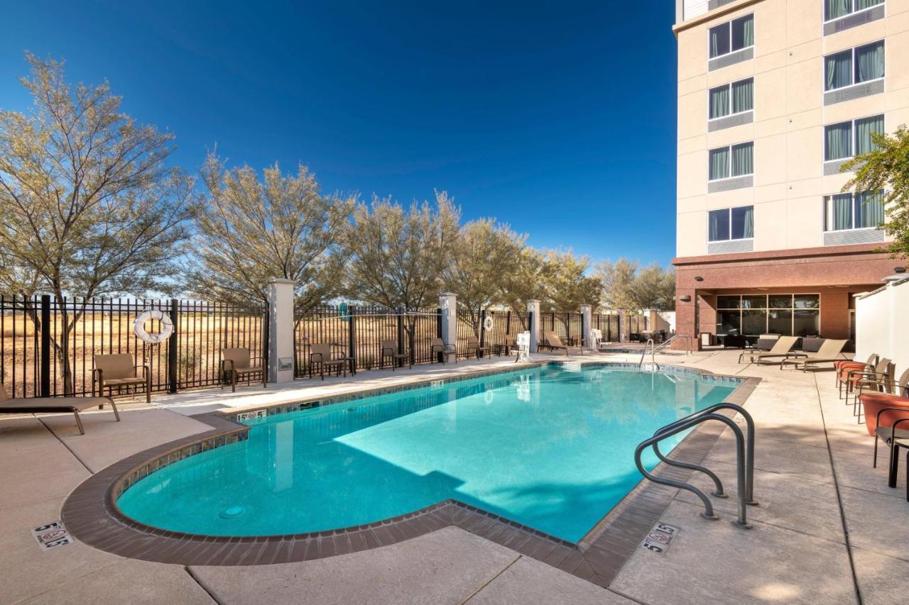 Courtyard Phoenix Chandler/Fashion Center Exterior foto